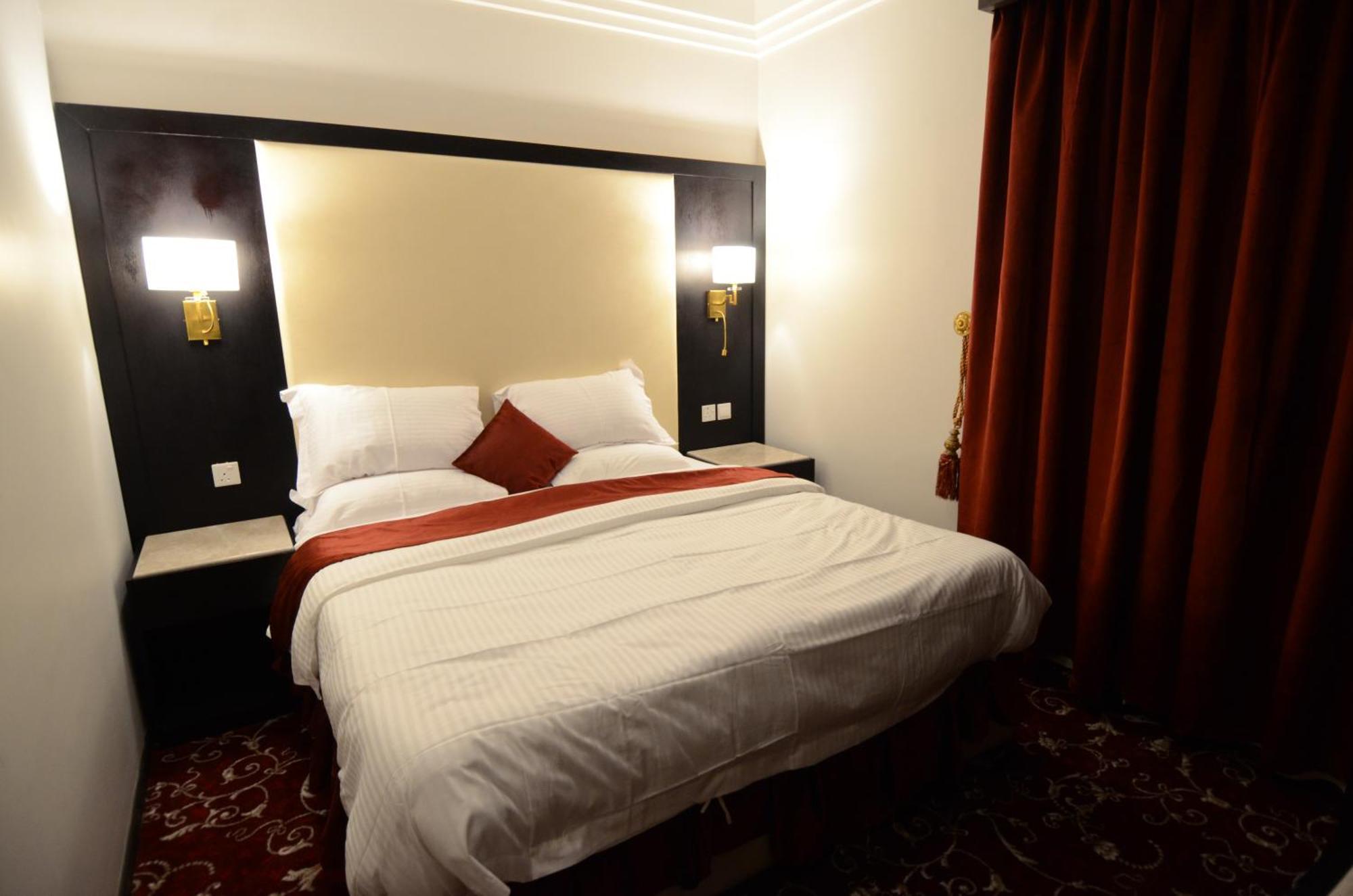 Al Joory Suites Hotel Khafji Buitenkant foto